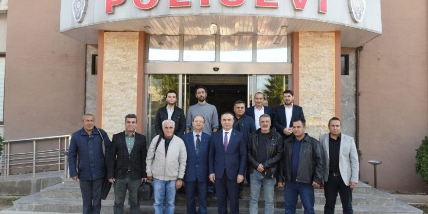 Kilis Valisi Soytürk: "Suriyeli esnaf da bizim esnafımız gibi vergi ödüyor"