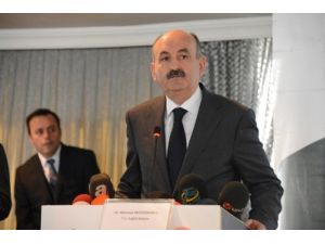 Müezzinoğlu: 5 Yıllık Tütünle Mücadelemizde 2 Milyon Kişi Sigarayı Bıraktı