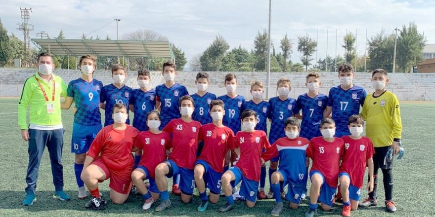 Urla Belediye Spor Kulübünden maske farkındalığı