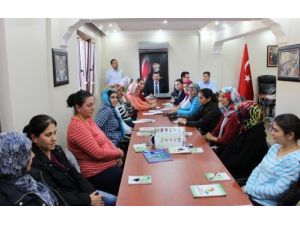 Çanakkale'de Elma Yetiştiriciliği Kursu Açıldı