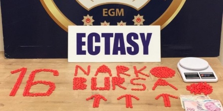 Bursa’da yüzlerce ectasy hap ele geçirildi: 2 kişi tutuklandı
