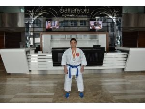 Emre Vefa Göktaş'ın Dünya İkinciliği Okulu Samanyolu’nda Da Sevinçle Karşılandı