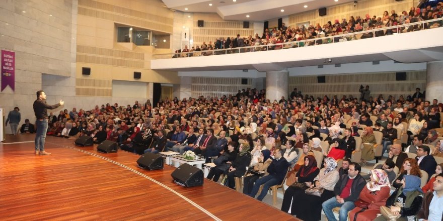 Bilgehanelerden Ebeveyn-Çocuk İlişkisi Konferansı