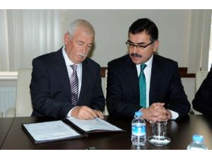 Edremit İmam Hatip Lisesi Bahçesine Uygulama Camisi Yapılacak