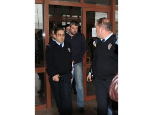 Boşandığı Eşine Nafaka Ödemeyen Kaleci Fevzi Tuncay, Tutuklandı