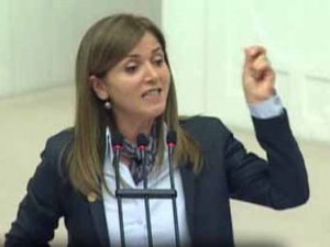 Cemaate MHP'den dershane desteği!