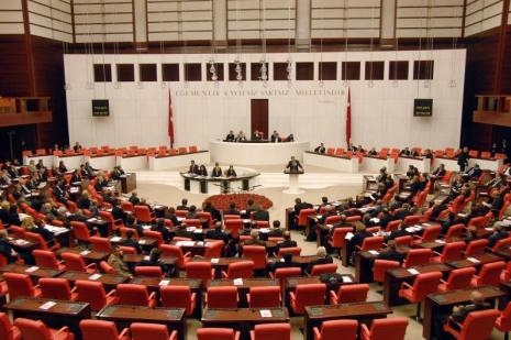 Meclis’e isim dilekçesi yağdı