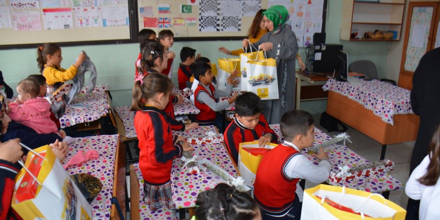 Medeniyet Okulu Tiyatrosu 31 ilçede öğrencilerle buluşuyor