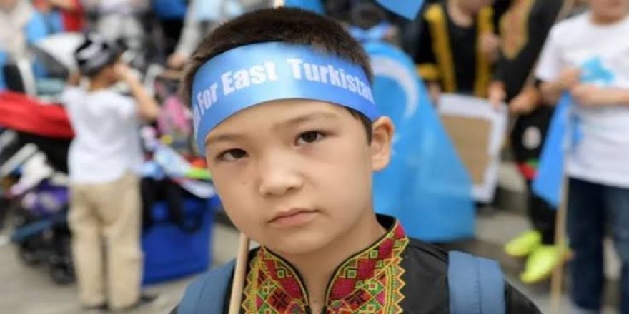 Doğu Türkistan’da insanlık suçu işleniyor
