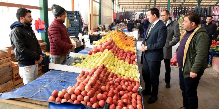 Kılca, Kumköprü Kapalı Pazaryeri esnafını ziyaret etti