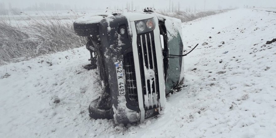 Konya’da öğretmenleri taşıyan minibüs devrildi: 15 yaralı