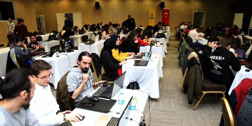 Konya Bilim Merkezinde ‘Akıllı Şehir Hackathon’ etkinliği yapıldı