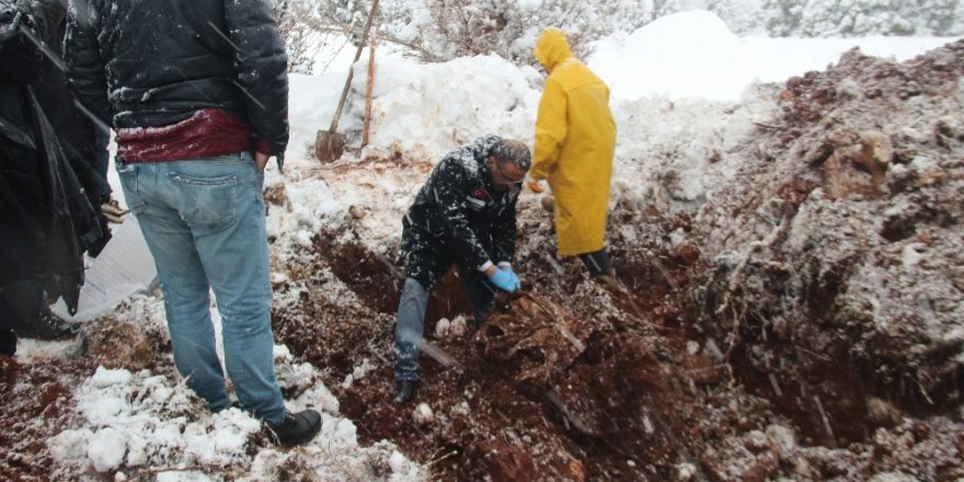 15 yıl önce cinayete kurban giden şahsın kahvesine uyutucu ilaç atıp boğmuşlar