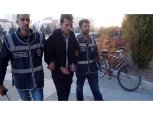 Zırhlı Araç Soyguncusu Çaldığı Paralarla Yakalandı