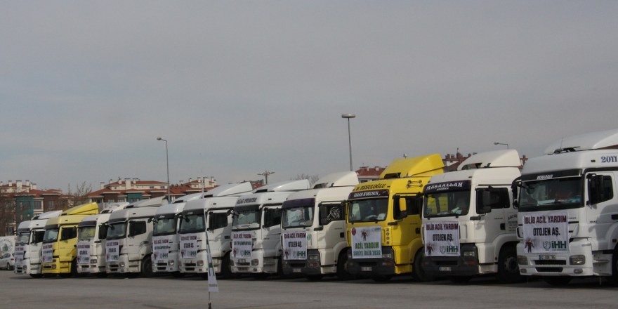 Konya'dan İdlib'e 19 tır yardım gönderildi