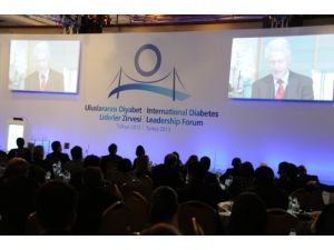 Clinton: Türkiye'de Başarıların Arkasında Sağlıklı Bir Halk Olmalı