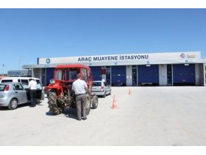 Muayene Yaptırmayan Traktörler, Trafiği Tehlikeye Atıyor