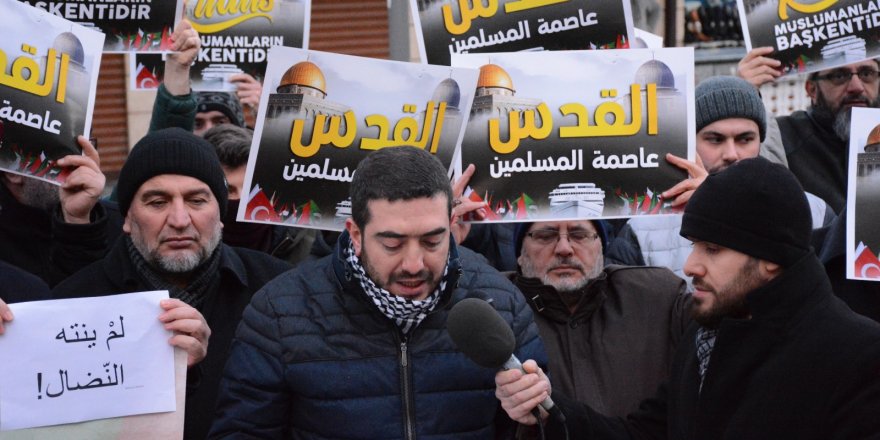 Konya İHH’dan ‘Umut  Cuması’ protestosu