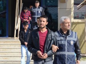 Ev Hanımını 26 Bin Lira Dolandıran Şüpheliler Yakalandı