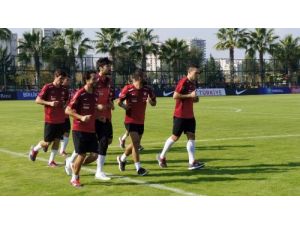 A Milliler, Belarus Maçı Hazırlıklarına Başladı