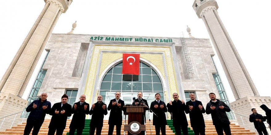 Konya’da Aziz Mahmut Hüdai Camisi açıldı