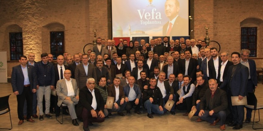 AK Parti ilçe başkanları vefa programında buluştu