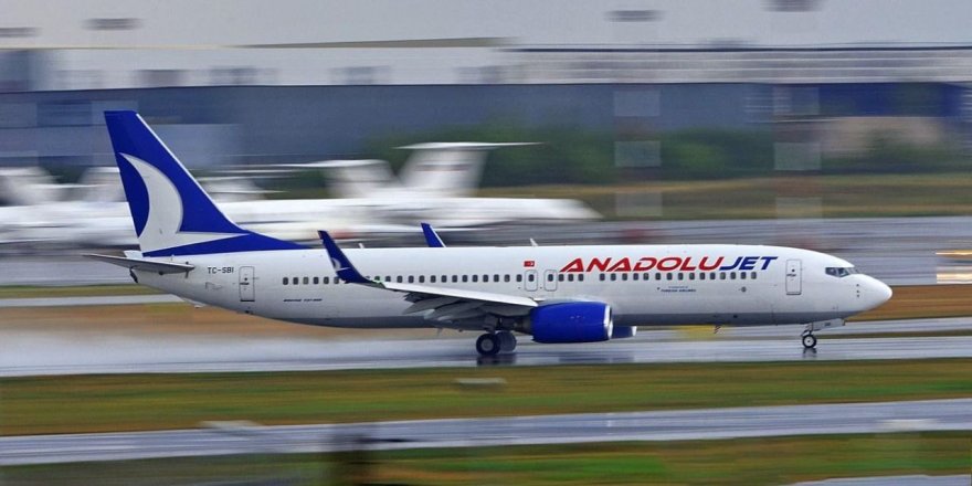 AnadoluJet yolcularını 1 Dolar'a uçuracak!