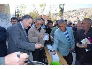 Kömürcü Köyü Aşure İle Toplandı