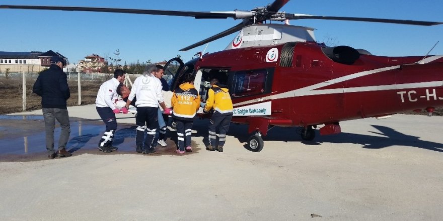 Konya’da kalp krizi geçiren hastaya hava ambulansı