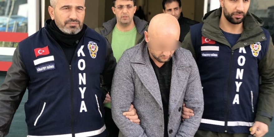 Mahkemede kaç bıçak darbesi vurduğunu hatırlamadı