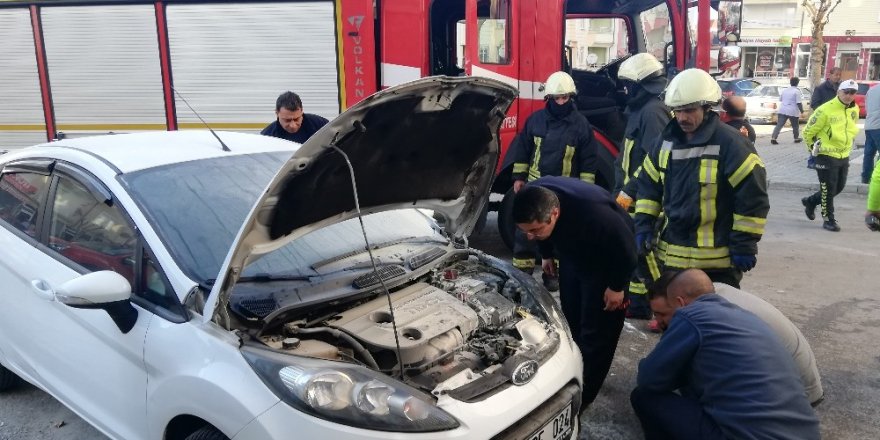 Karaman’da otomobil yangını