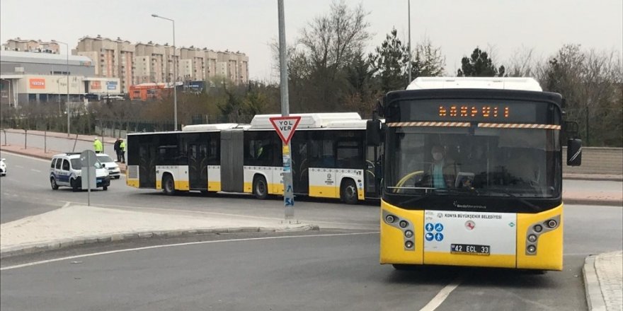 Umreden dönen yolcular Konya’daki yurtlarda gözlem altına alınıyor