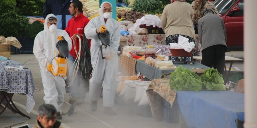 Akşehir Belediyesi dezenfeksiyon çalışmalarını sürdürüyor