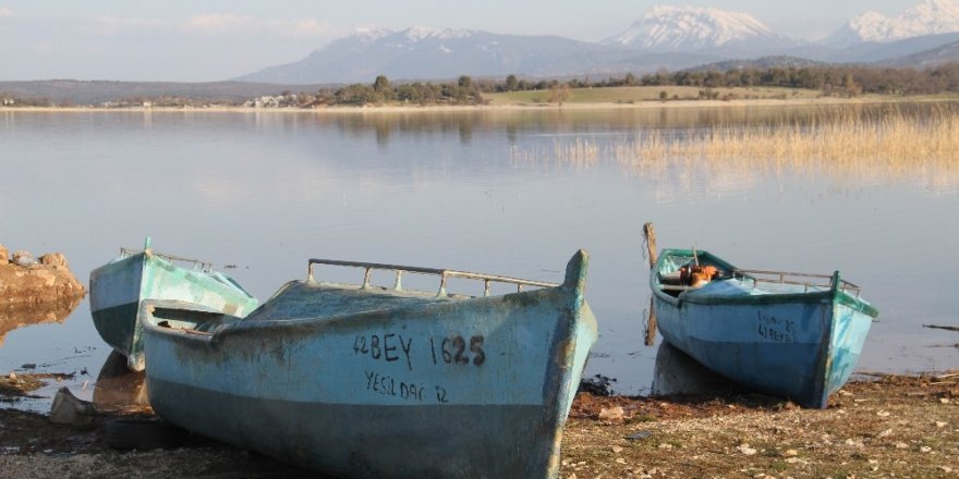 Beyşehir Gölü’nde su ürünleri avlanma yasağı başladı