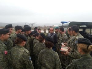 Türk Askerleri, Kosova Askerlerini Patlayıcıya Karşı Eğitiyor