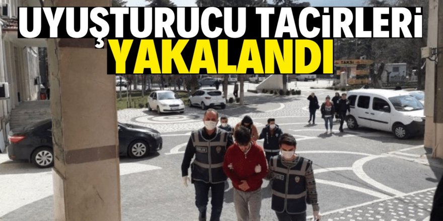 Akşehir’de uyuşturucu satıcılarına operasyon