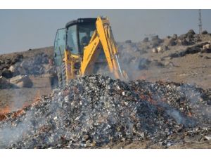 Iğdır'da 100 Bin Paket Kaçak Sigara İmha Edildi