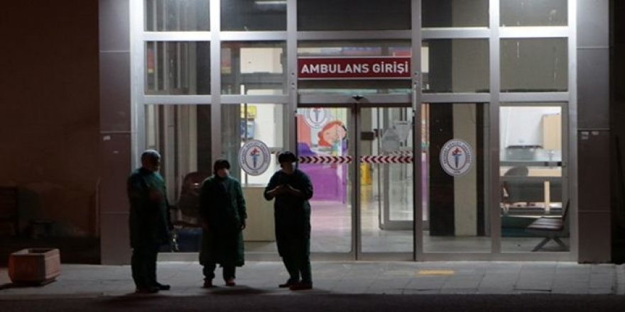 Koranavirüs hastası çarşafları bağlayıp hastaneden kaçtı