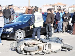 Karaman’da motosiklet kazası: 4 kişi yaralandı