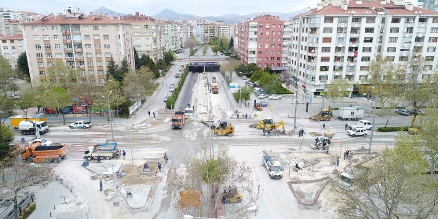 Konya'da yasak günlerinde yollar düzenleniyor