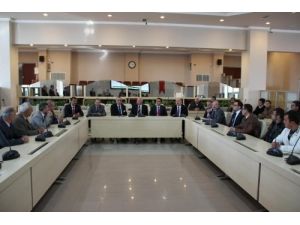 Vali Yüksel: Geleceğin Reçetesi Tarımdır