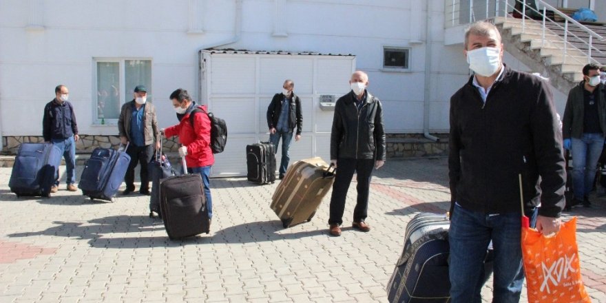 Karaman’da karantina süreci tamamlanan 154 kişi memleketlerine gönderildi