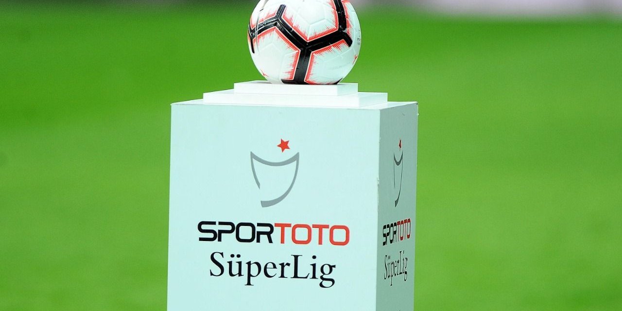 Süper Lig'de zorlu fikstür! Kupayı kim kaldıracak?