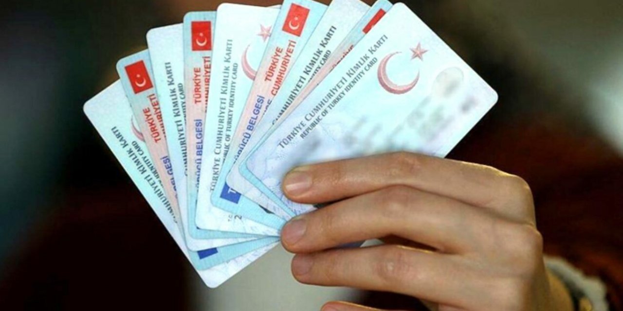 PTT'den çipli kimlik kartı açıklaması! ATM'lerden para çekilebilecek