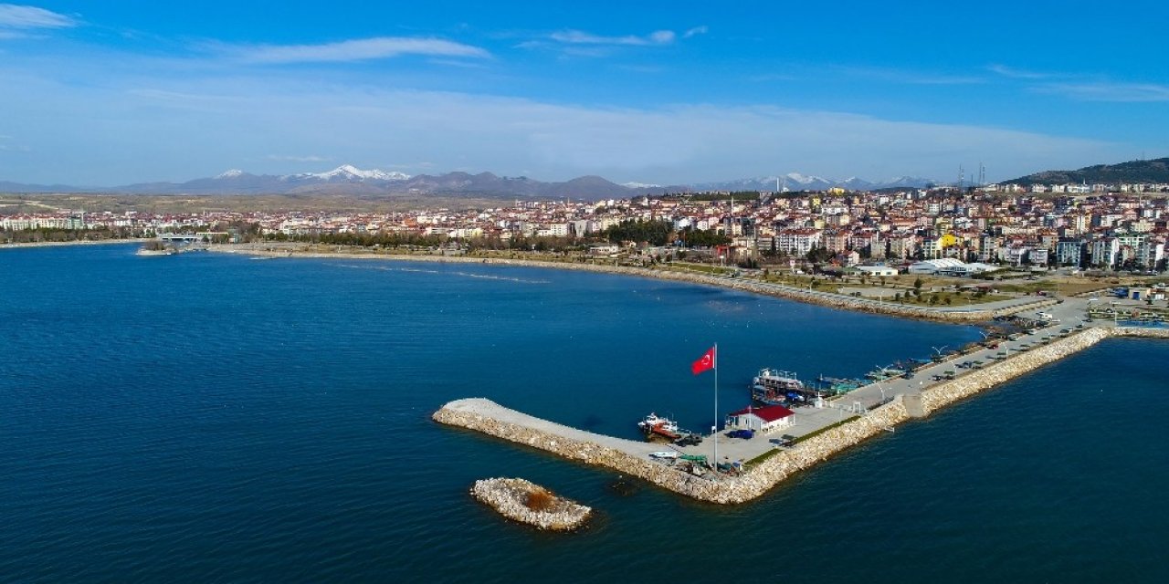 Konya Beyşehir Gölünü koruyacak projeye start verildi