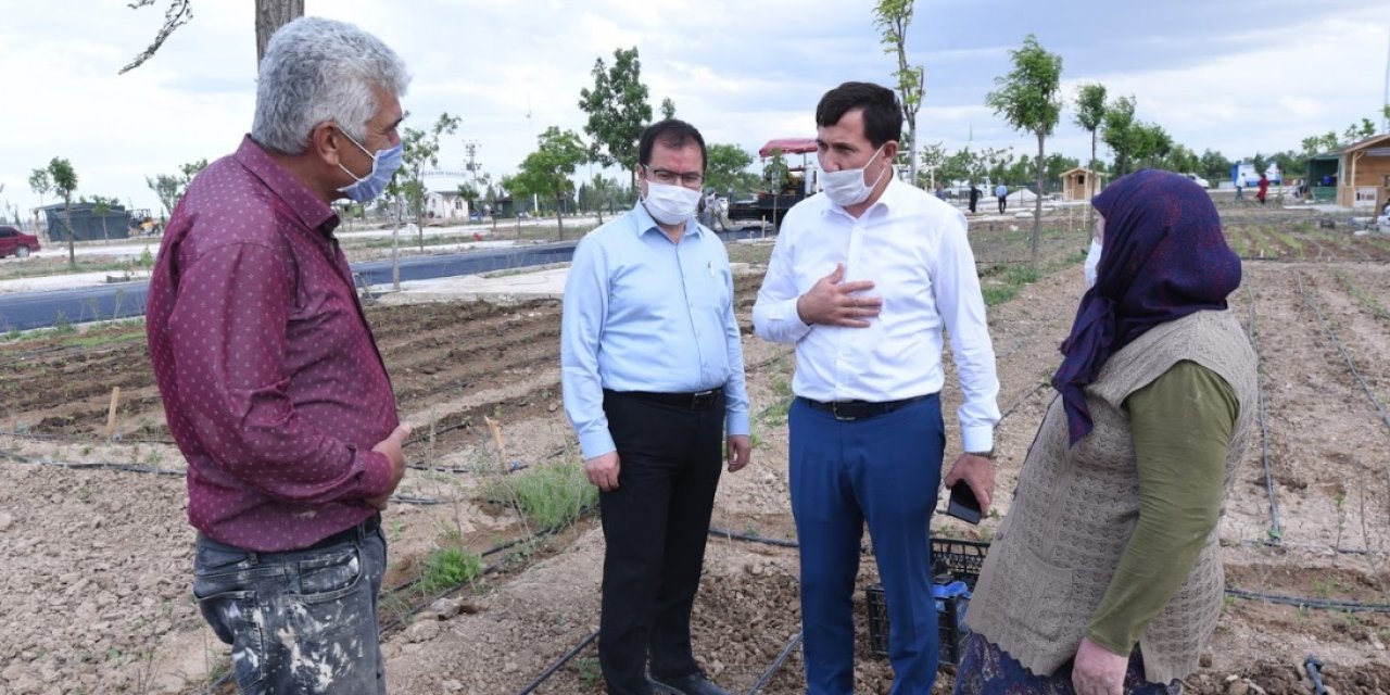 Konya Karatay Belediyesi Hobi Bahçelerinde ekim telaşı başladı