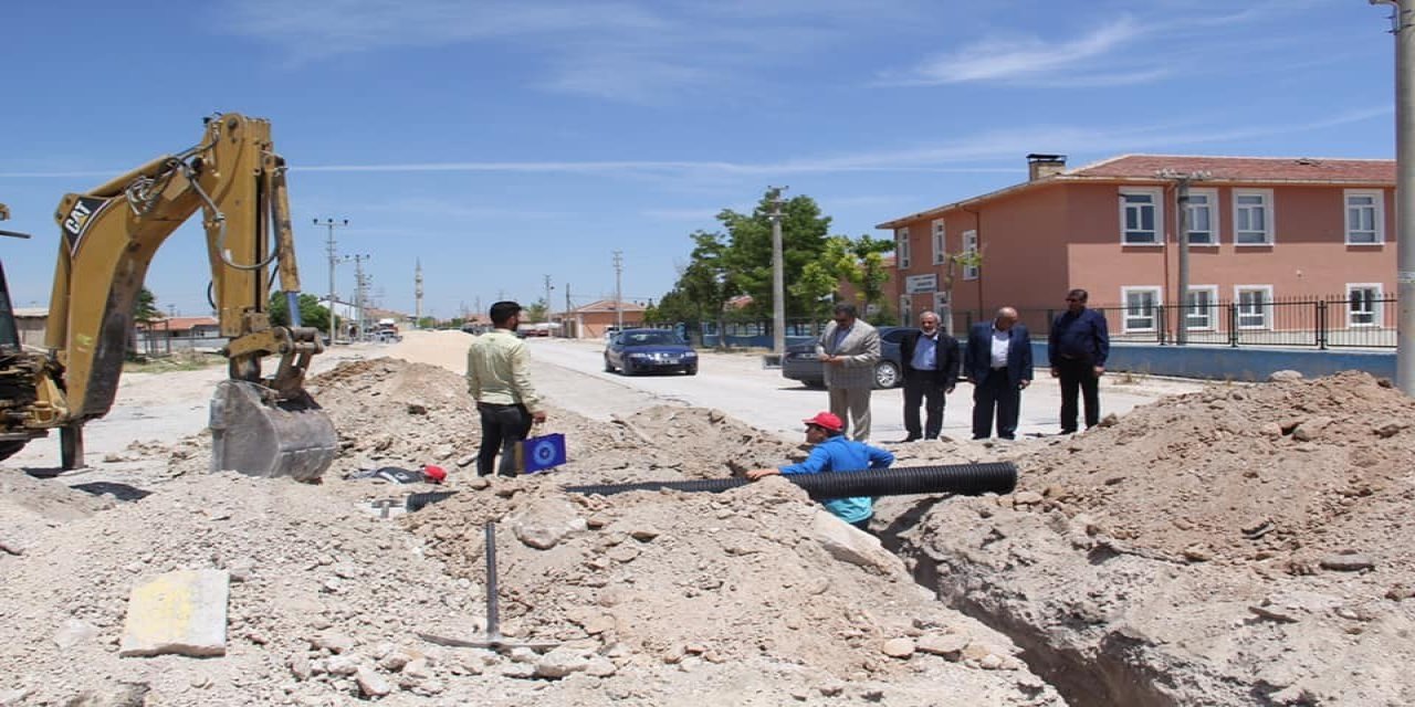 Konya Cihanbeyli’de yol ve prestij cadde seferberliği