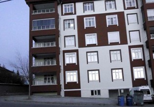 20 bin lira değerinde altın ve mücevher çaldı