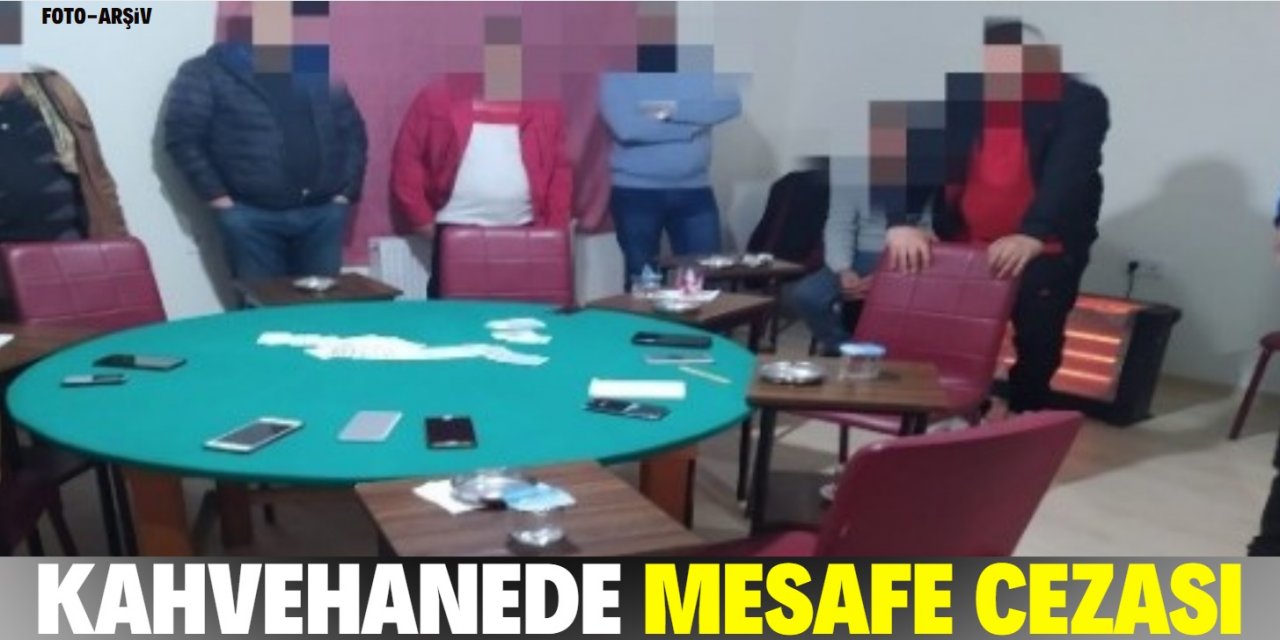 Konya'da 4 kişi sosyal mesafesiz oyun oynadı! Polis ceza kesti!