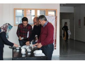 İstasyon, 500 Öğrenciye Aşure Dağıttı